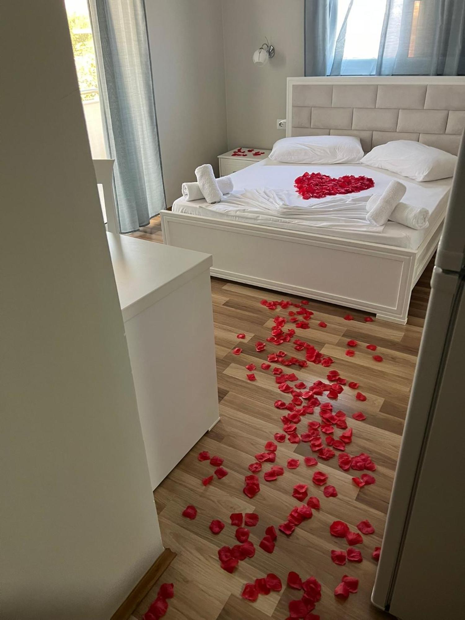 Dream Hotel Ksamil Exterior photo